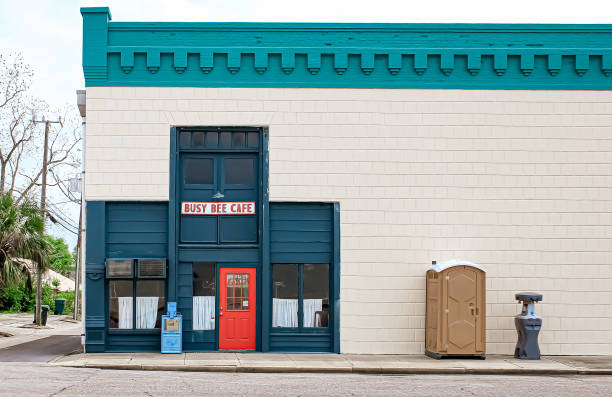 Best Portable toilet rental cost  in St Joseph, MI